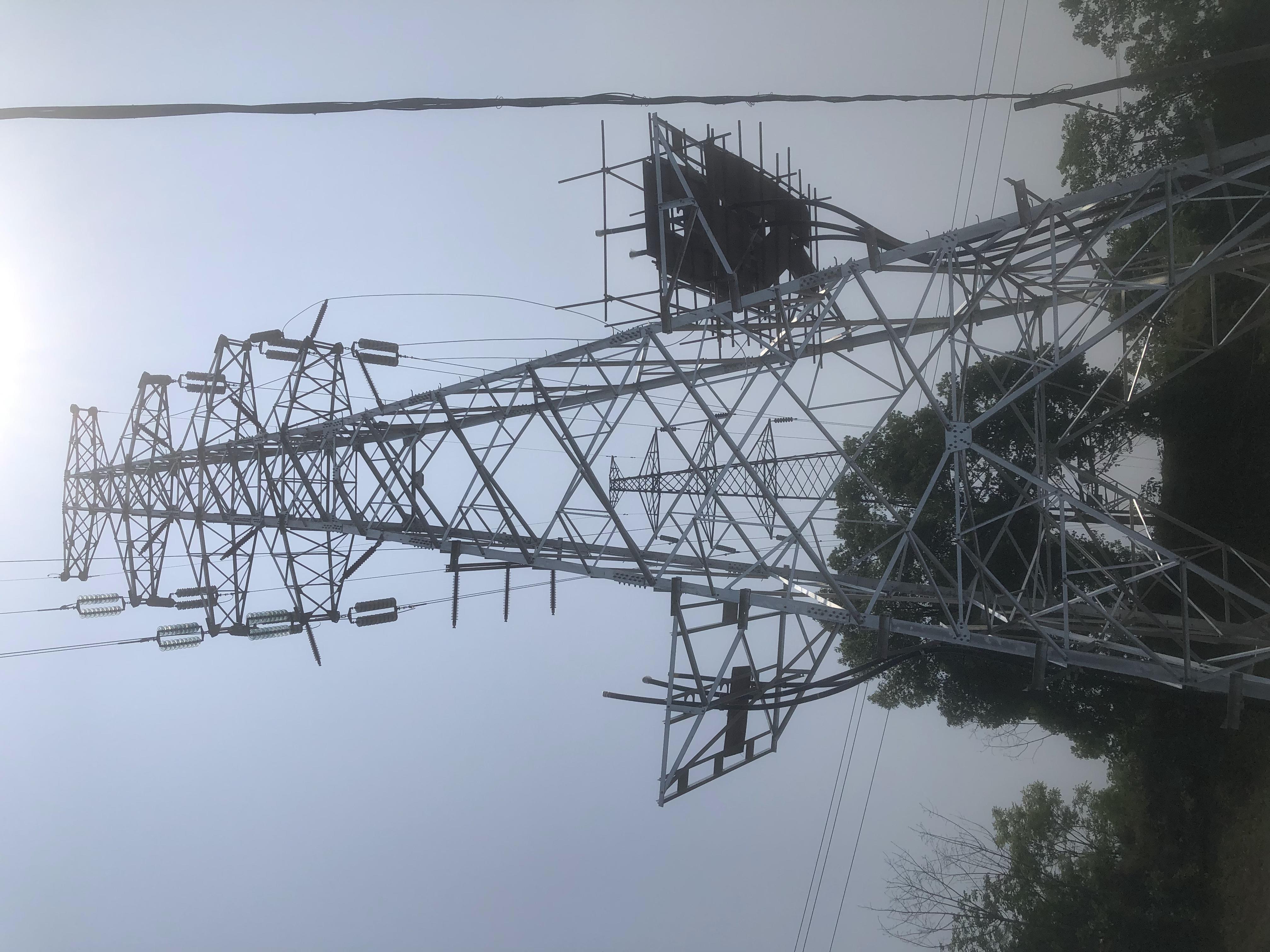 प्रसारण लाइन टावर कोण इस्पात